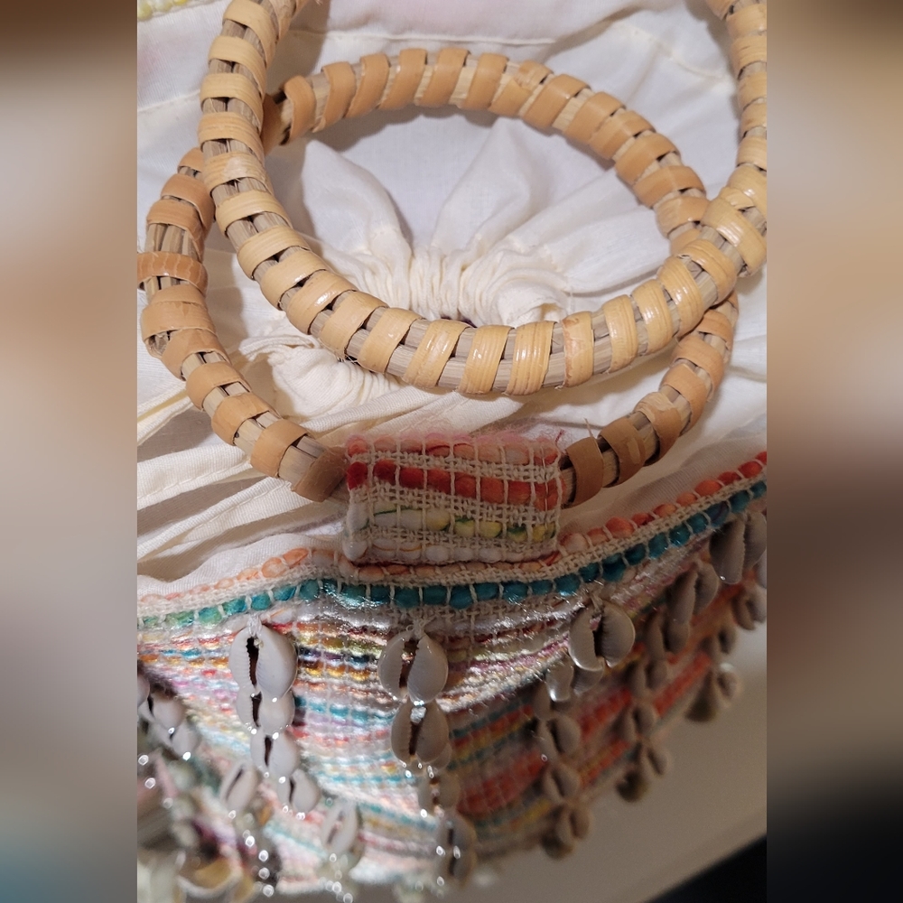 π Beautiful Seashells purse π - Picture 3 of 5
